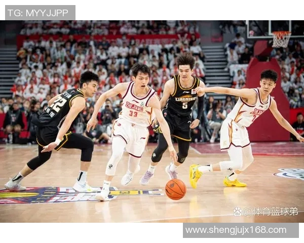 杭州篮球队中路突破战术解析与球队发展前景探讨