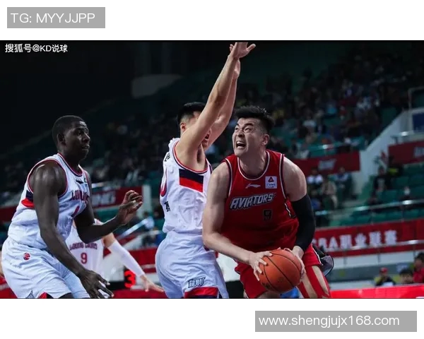 深圳篮球队阵地战分析：优劣势与未来发展方向探讨