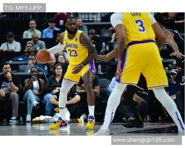 卡姆雷迪什的篮球之路:从新秀到明星球员的蜕变与挑战 卡姆雷迪什的篮球之路:从新秀到明星球员的蜕变与挑战