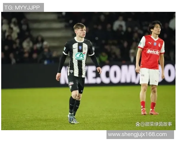 昂热与摩纳哥对决前瞻分析双方实力及战术布局探讨