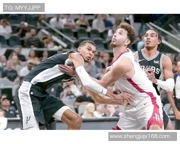 马刺与火箭季后赛激战正酣精彩直播全程回顾与分析 马刺与火箭季后赛激战正酣精彩直播全程回顾与分析