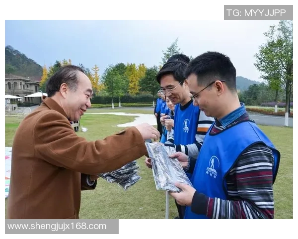 高校联赛分析：JDG选手个人能力展现与团队协作的完美结合