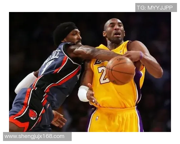 2011年湖人与山猫激战回顾：经典对决与精彩瞬间的深度分析